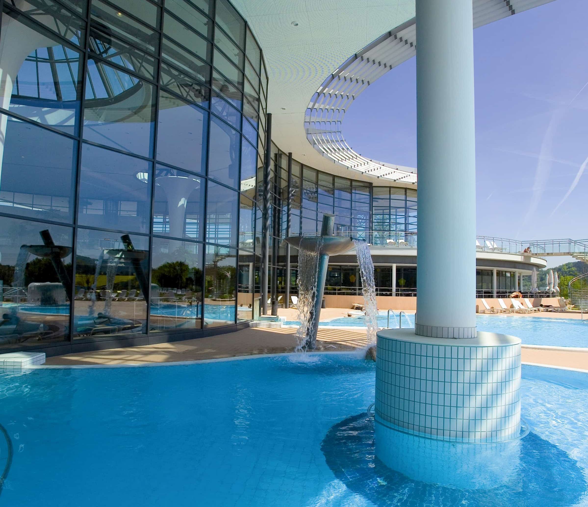 Kisssalis Aussenbecken Saeule