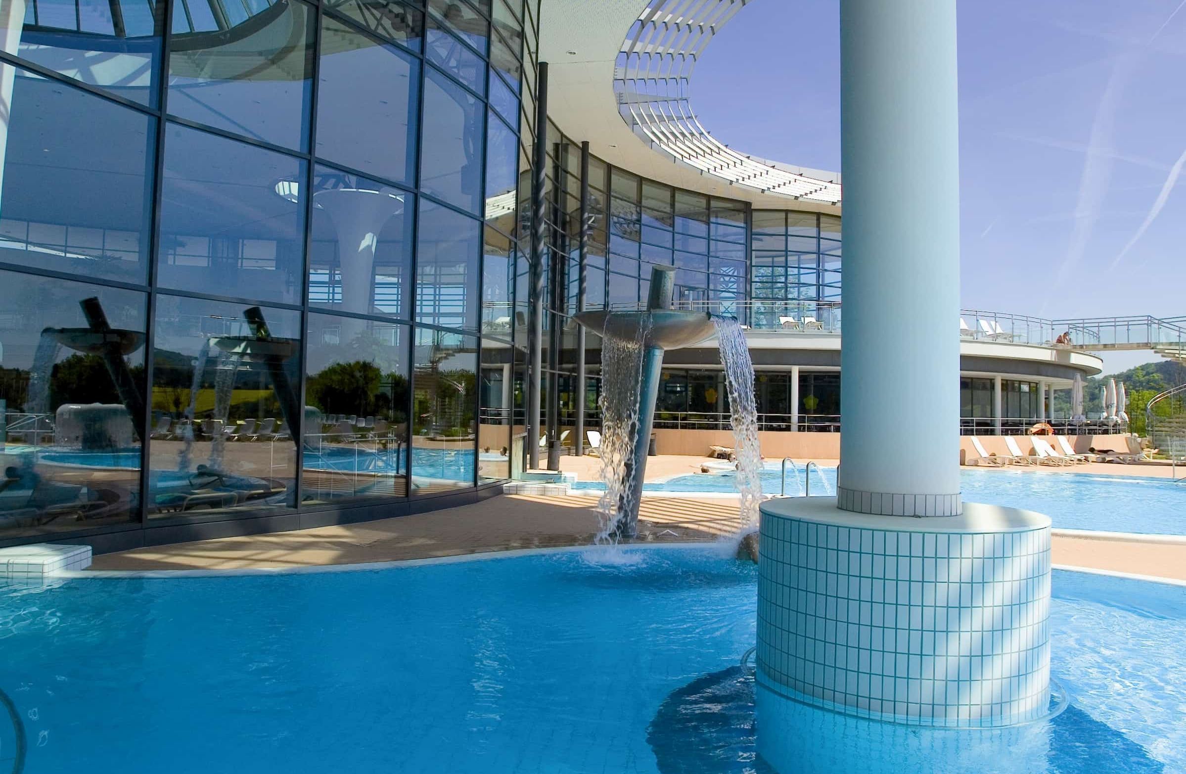 Kisssalis Aussenbecken Saeule