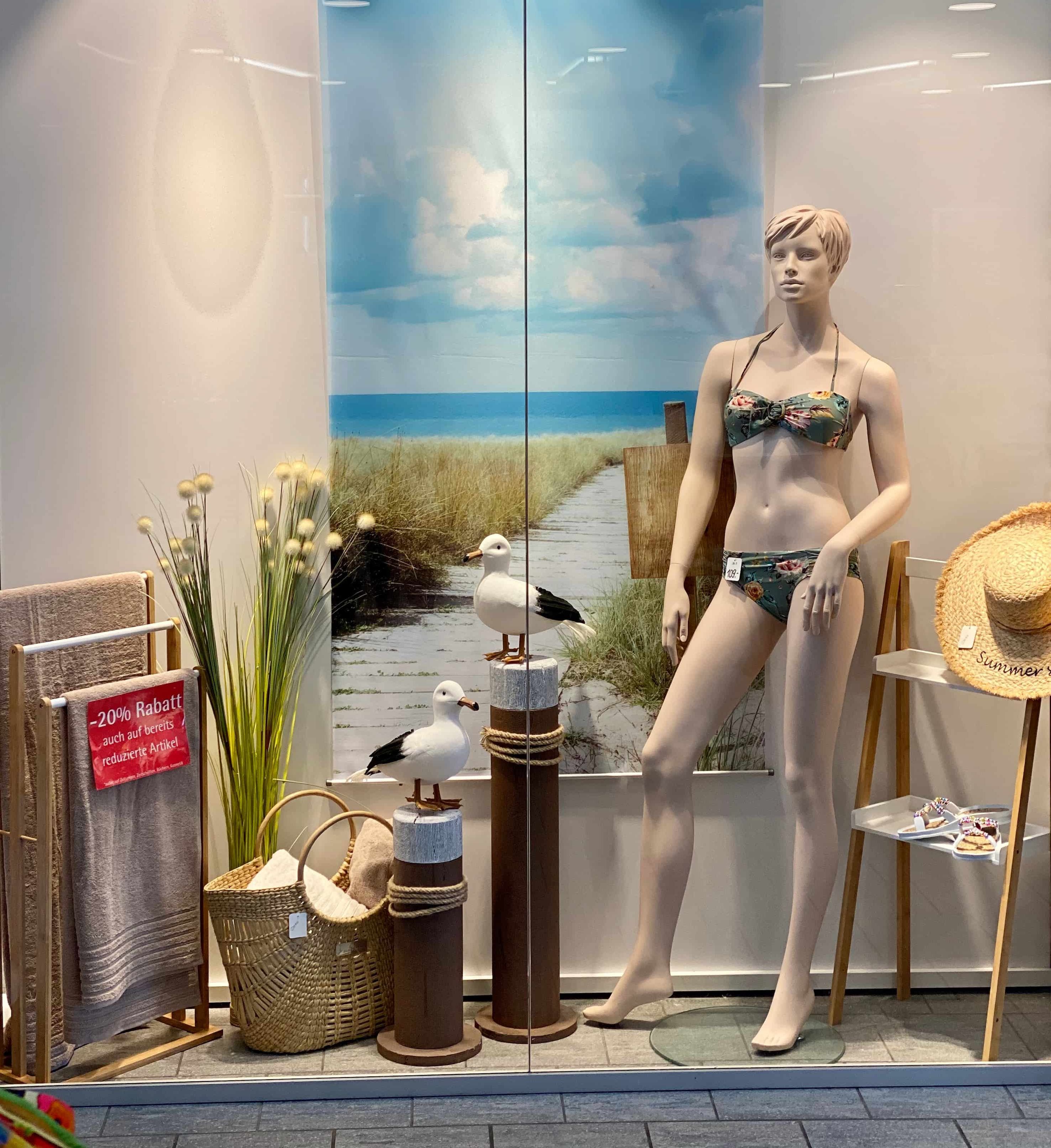 Kisssalis Badeshop Schaufenster