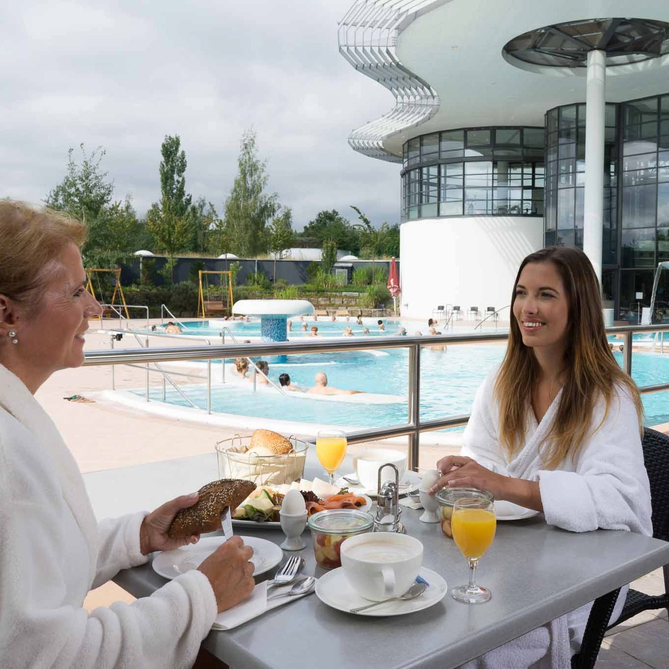 Kisssalis Fruestueck Au Enbereich Sb