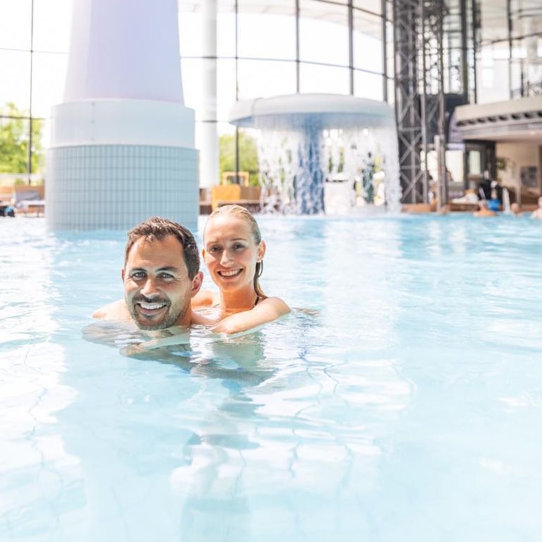 Kisssalis Innenbecken Paar05