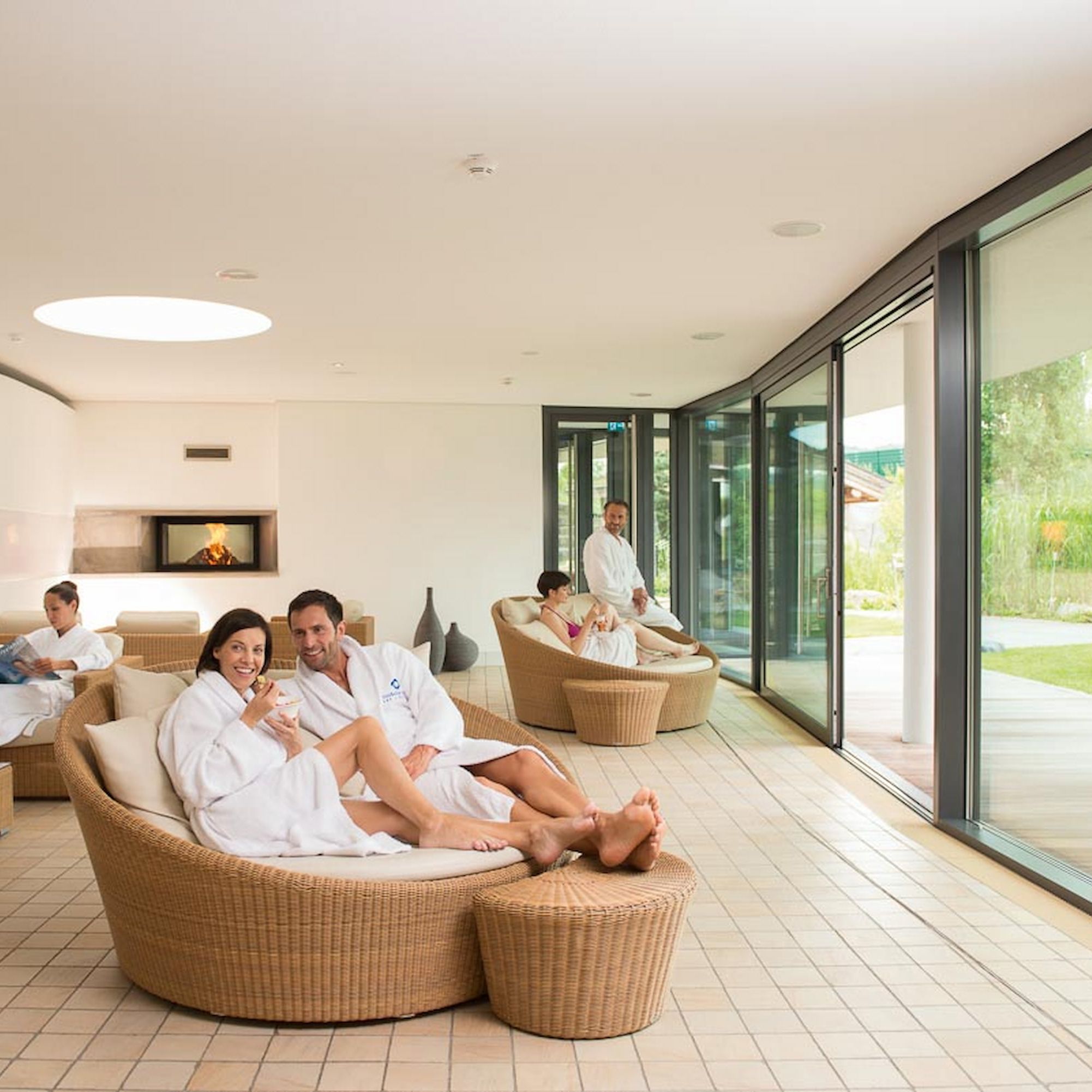 Kisssalis Kaminlounge Fernaufnahme