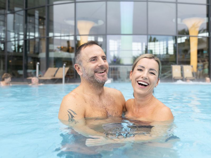 Therme Au En Paar Wasserzeichen 012026